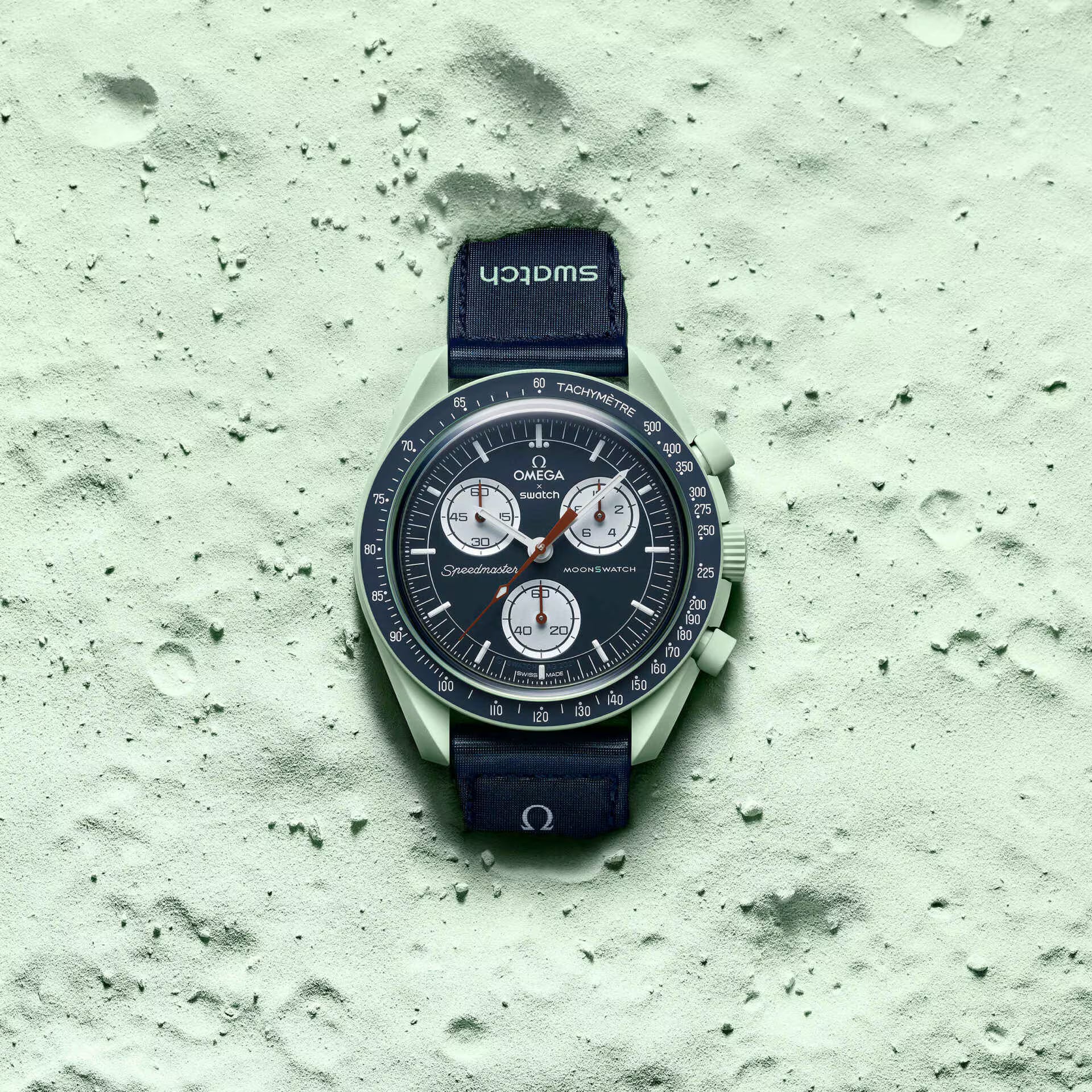 OMEGA SWATCH MOONSWATCH (MISSION ON EARTH)
